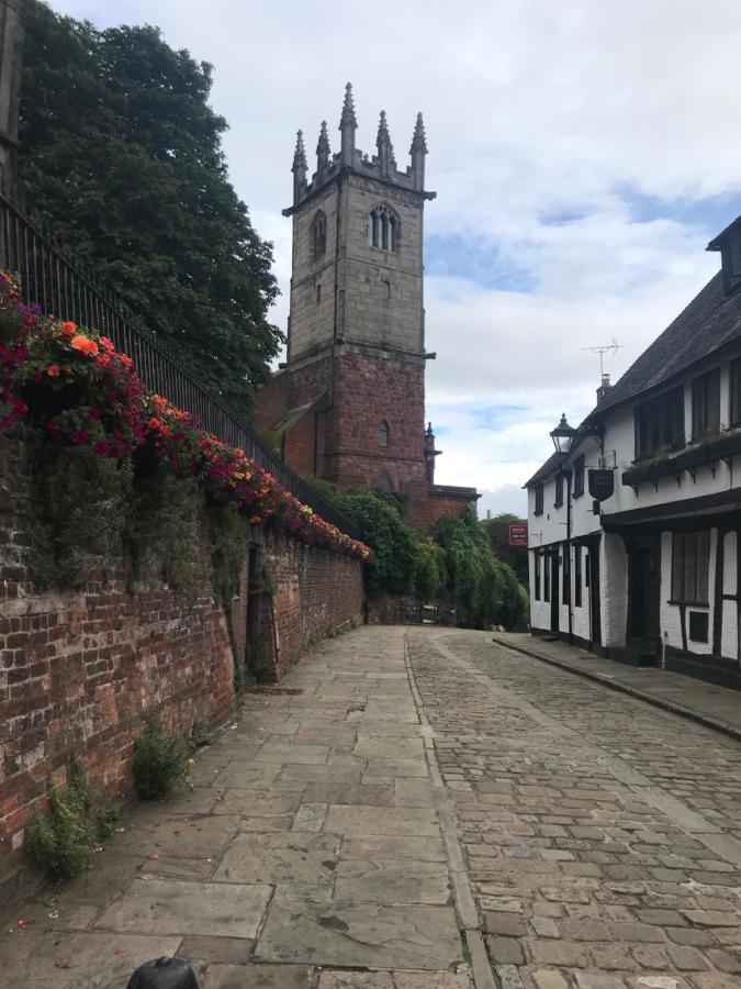 "Wesley House" Historic Home In Town Centre With Parking Shrewsbury Dış mekan fotoğraf